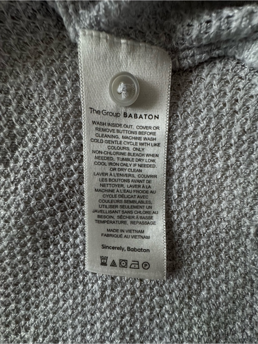 Aritzia The Group Babaton Grey Waffle Knit Tie Front Cardigan M - Picture 5 of 9